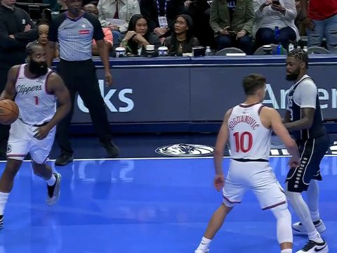 哈登vs独行侠集锦 狂轰41+14+11大三双成快船队史第一人