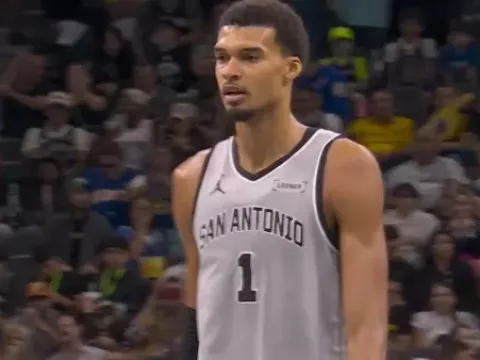 【全场回放】 马刺vs勇士 (杨健、曾令旭、刘铁、拜月宁)