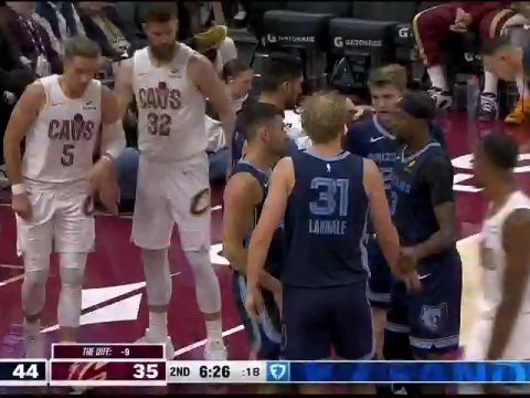 灰熊vs骑士第2节英文原声回放