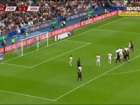 [进球视频]圆月弯刀！内维斯任意球直挂死角，葡萄牙4-1领先亚美尼亚