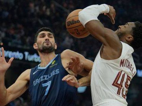 [腾讯全场集锦]🏀骑士逆转送灰熊4连败 米切尔30+5+5 莫兰特仅出战6分钟伤退