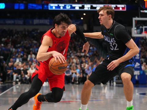 阿弗迪亚vs独行侠集锦 全场拿下29+6+7接连送出妙传难救主