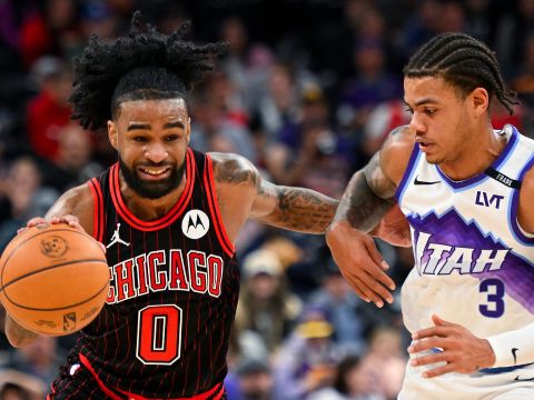 怀特vs爵士集锦 砍下27+8关键绝平未能带队走出困境