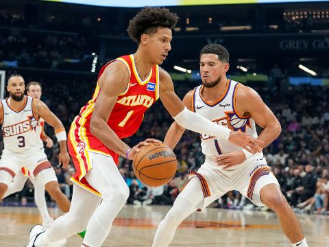 老鹰vs太阳精华回放 老鹰三人得分25+客场末节逆转太阳