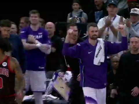 公牛vs爵士第4节英文原声回放