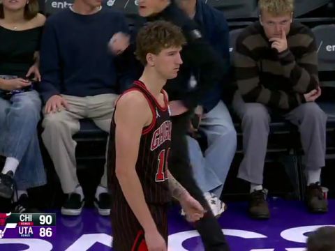 公牛vs爵士第3节英文原声回放