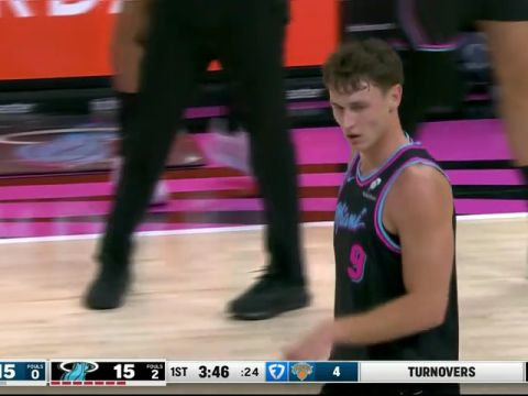 NBA常规赛：尼克斯vs热火第1节英文原声回放