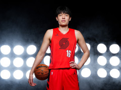 开拓者主帅：G联赛经历让杨瀚森变得更加自信，他在赛场上与队友的沟通增多