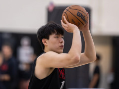 NBA常规赛开拓者vs太阳 杨瀚森半场出战5分钟贡献4分1板1助