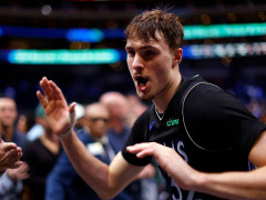 基德醒醒吧！弗拉格回到小前锋位置场均17.6分