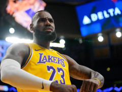 詹姆斯谈库里：登顶的道路上总会有对手相互制衡，库里是我职业生涯中这样的存在