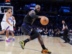 詹姆斯复出湖人西部第三！三巨头合砍74分 5人上双逆转爵士