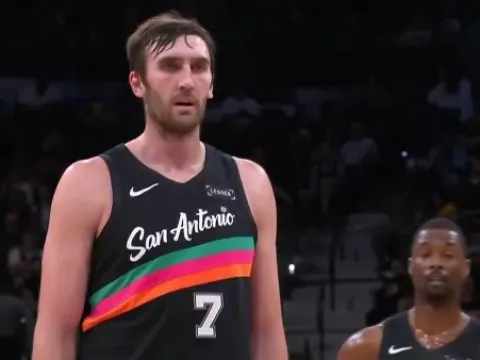 【全场回放】 马刺vs老鹰 (王晓晨、周赫)