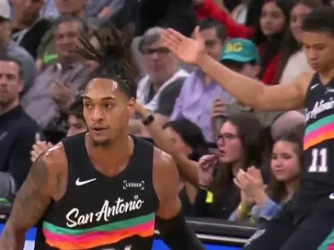 【全场回放】 马刺vs老鹰 (王晓晨、周赫)