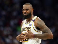 詹姆斯再缺阵4场将无缘评奖！冲最佳阵容遭遇挑战：他会打背靠背吗？