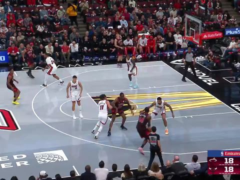 热火143-107公牛 热火全民皆兵8人得分上双大胜公牛36分