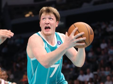 克努佩尔vs快船集锦 三分9中6拿下26分效率奇高