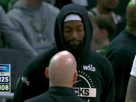 NBA常规赛：活塞vs雄鹿英文原声全场回放