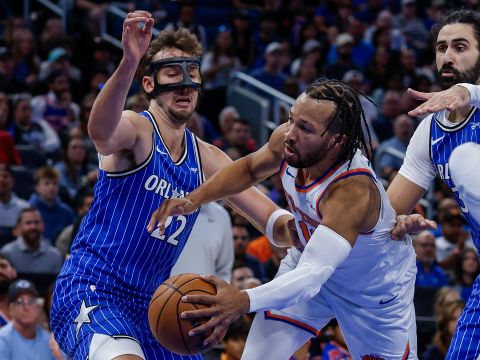 尼克斯121-133魔术 小瓦格纳37+6+7力压布伦森33+11率队豪取三连胜