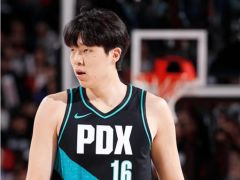 突破！杨瀚森NBA生涯首进三分 双方冲突拉走暴怒哈腾劝架