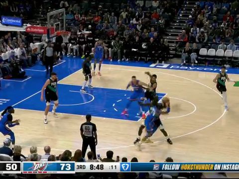 开拓者vs雷霆第3节英文原声回放