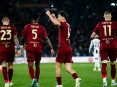 罗马相隔十年再一次登顶意甲的积分榜第一！