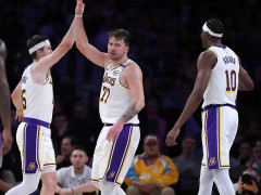 NBA球探：湖人的首发防守表现一塌糊涂，这样的防守配置不具备争夺总冠军的实力