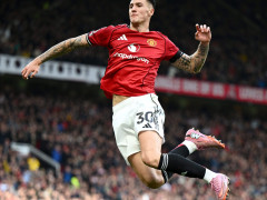 曼联功勋：舍什科可能还年轻，尽管是这样我也还是对他的信心不大