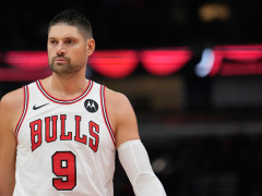 美记：公牛会将武切维奇与其他到期合同捆绑，全力追逐小萨博尼斯或戴维斯