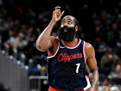 哈登：新赛季才刚刚开始不久，还有很多机会让我们找到最佳状态，