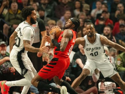 马刺vs开拓者精华回放 福克斯37+6+8率马刺反客为主战胜开拓者