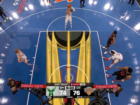 雄鹿vs尼克斯第3节中文解说回放