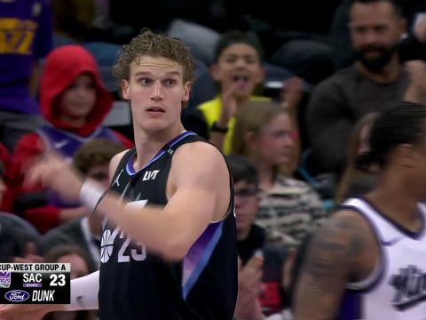 马尔卡宁vs国王集锦 三分13中2手感失准拿到28分6篮板