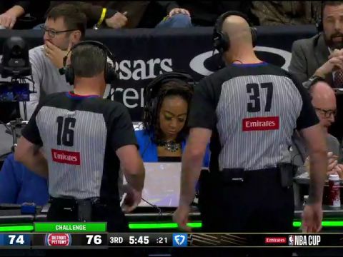 NBA杯小组赛东部B组：魔术vs活塞第3节中文解说回放
