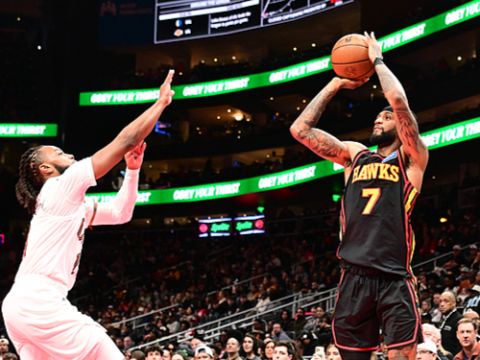 沃克vs骑士集锦 连突带投砍下28分3篮板助队取胜