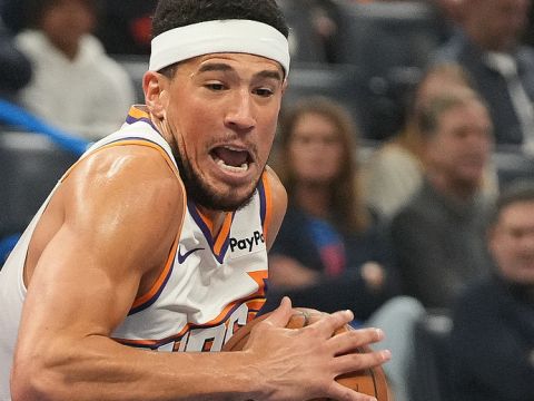 布克vs雷霆集锦 13中5得到21+8+6难挽颓势