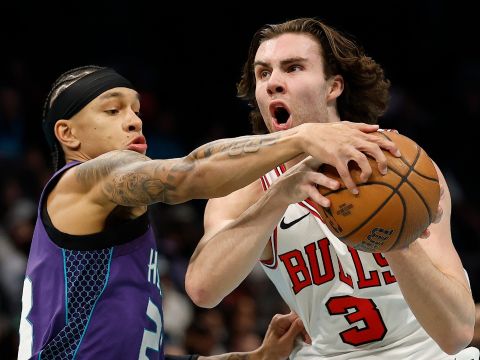 公牛116-123黄蜂 黄蜂末节掀起狂潮成功终止7连败