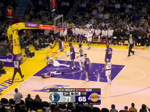 独行侠vs湖人第3节中文解说回放