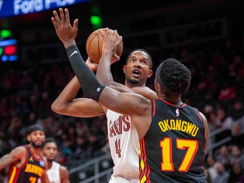 莫布利vs老鹰集锦 20分14篮板7助攻有攻有传难阻失利