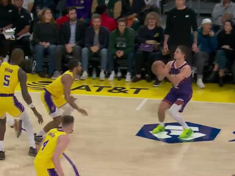 太阳vs湖人第4节英文原声回放