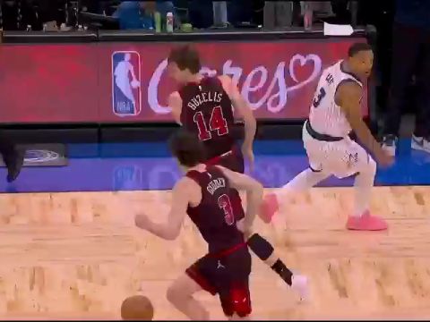 NBA常规赛：公牛vs魔术第3节中文解说回放