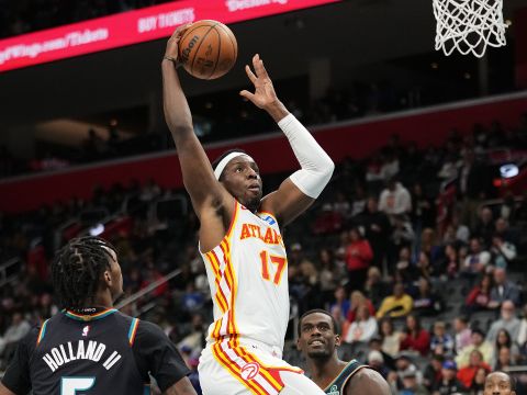 奥孔古vs活塞集锦 拿到20+6数据全面