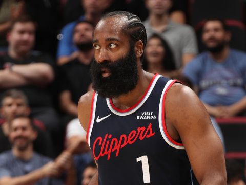 哈登vs热火集锦 仅得11分状态不佳下半场作壁上观