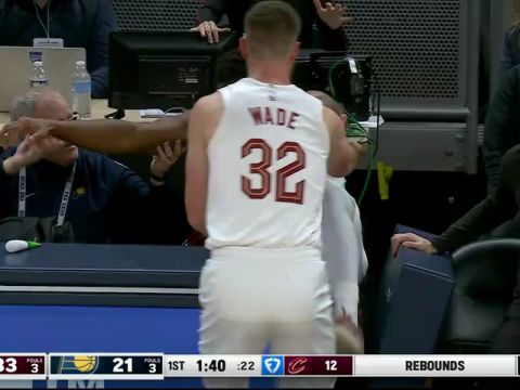 NBA常规赛：骑士vs步行者第1节英文原声回放