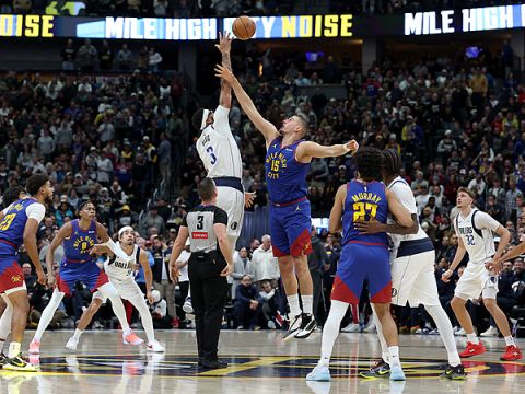 独行侠131-121掘金 戴维斯32+13弗拉格24分约基奇空砍29+20+13