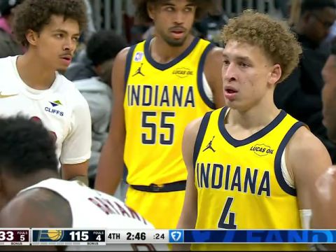 NBA常规赛：骑士vs步行者第4节英文原声回放