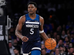 爱德华兹狂砍44分率队加时战胜鹈鹕！连续6场30+得分追平乐福并列森林狼队史第一