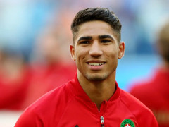 德转评选2025年度最佳右后卫球员