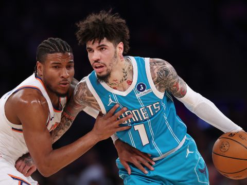 鲍尔vs尼克斯集锦 末节独砍16分全场34+8+9准三双