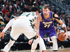 字母伤退雄鹿爆冷东区第一！老里辟谣申请交易说 湖媒列9换1愿出里皇